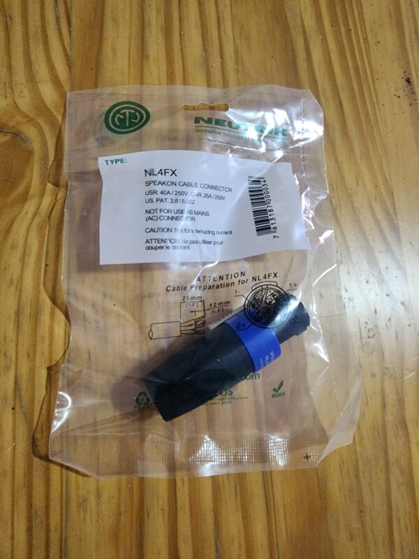 Conector Speakon Neutrik NL4FX