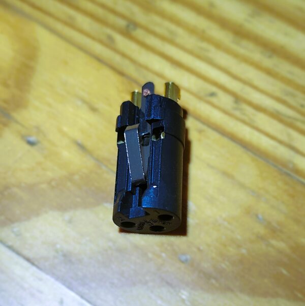 Conector Xlr Volante hembra NEUTRIK - Imagen 3